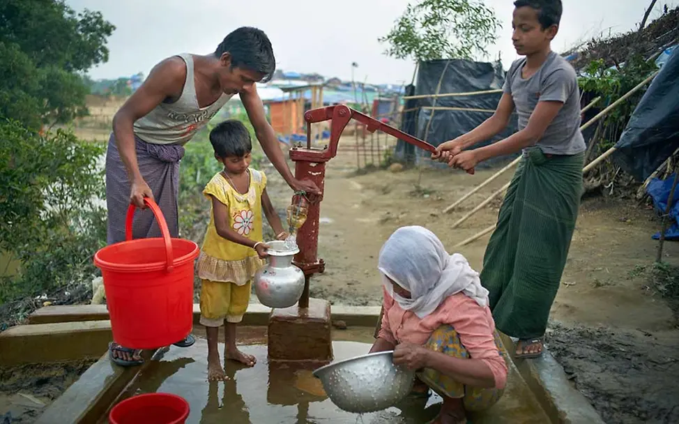 Wasserpumpe für Rohingya im Flüchtlingscamp | © UNICEF/Noorani Wasserpumpe für Rohingya im Flüchtlingscamp
