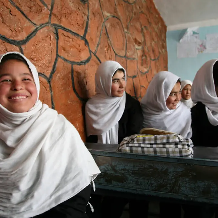 Afghanistan Let us learn | © UNICEF/Gretarsson Afghanistan Let us learn