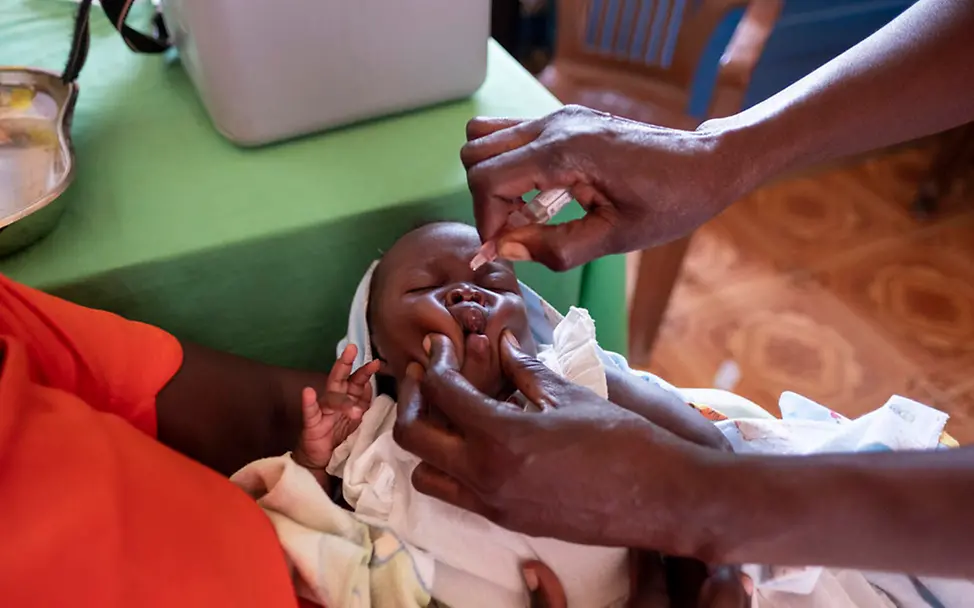 Corona in Afrika: Ein Kind im Südsudan wird geimpft | © UNICEF/Rich/Photographer Corona in Afrika: Ein Kind im Südsudan wird geimpft