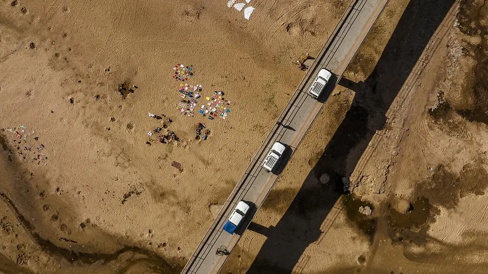 Dürre bedroht Kinder weltweit | © UNICEF/Andrianantenaina Dürre: Blick auf ausgetrocknetes Flussbett in Madagaskar.