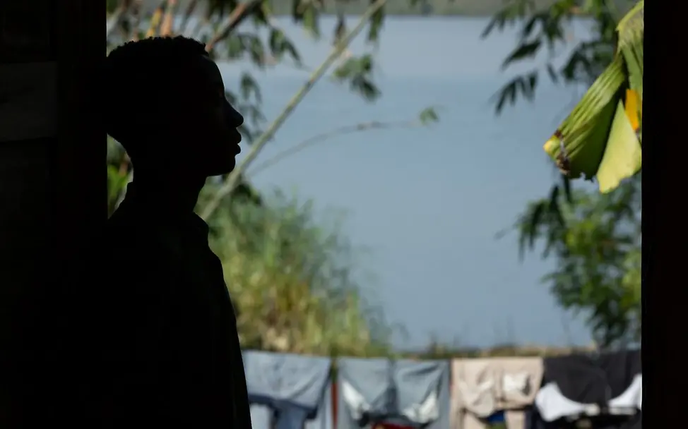 Kongo ehemaliger Kindersoldat_UNI458903 Kindersoldaten: Ehemaliger Kindersoldat (16) im Kongo