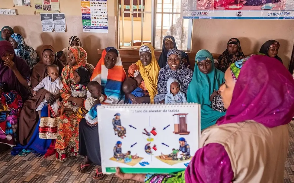 Ernährungsberatung in Nigera | UNICEF/Aina Nigeria_UNI419570