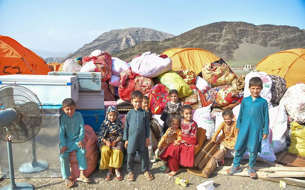 Kinder an der Grenze zwischen Afghanistan und Pakistan. | © UNICEF/Karimi Kinder an der Grenze zwischen Afghanistan und Pakistan.