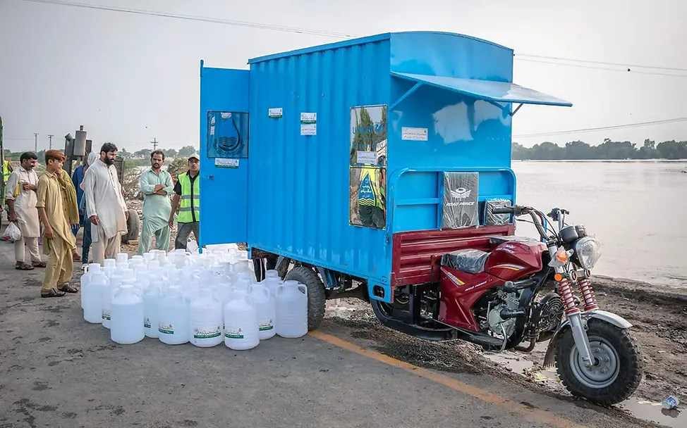 Monsun Nothilfe: UNICEF bringt sauberes Wasser in eine vom Monsun betroffene Region