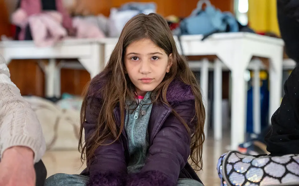 Naher Osten spenden für Nothilfe: Ein Mädchen ist in einer Notunterkunft im Libanon untergekommen. 