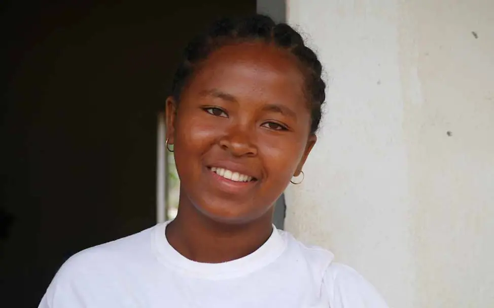 Leonie geht dank UNICEF wieder zur Schule. © UNICEF DT/2014/Hövener Leonie geht dank UNICEF wieder zur Schule. © UNICEF DT/2014/Hövener